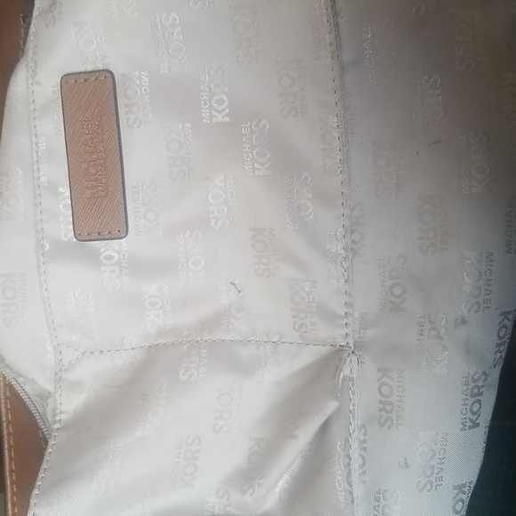 Michael Kors Handbag....Authentic!! - Picture 7 of 8